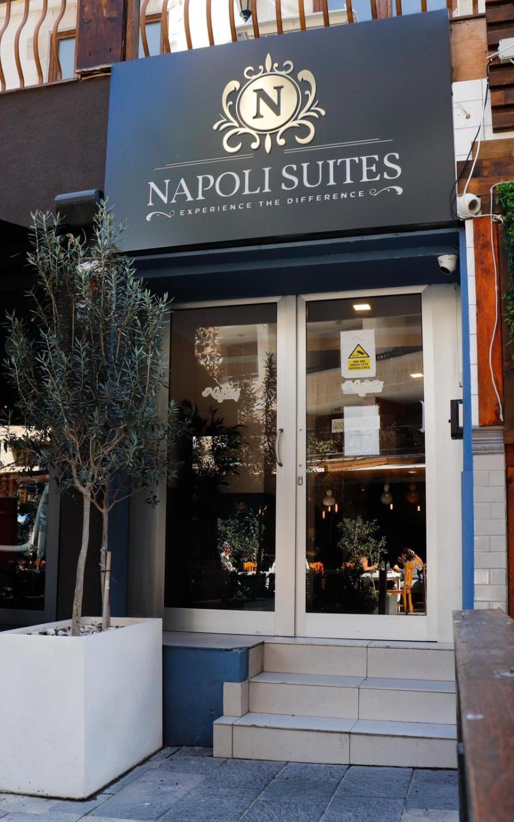 Napoli Suites Studios Aparthotel Сент Джулианс Экстерьер фото