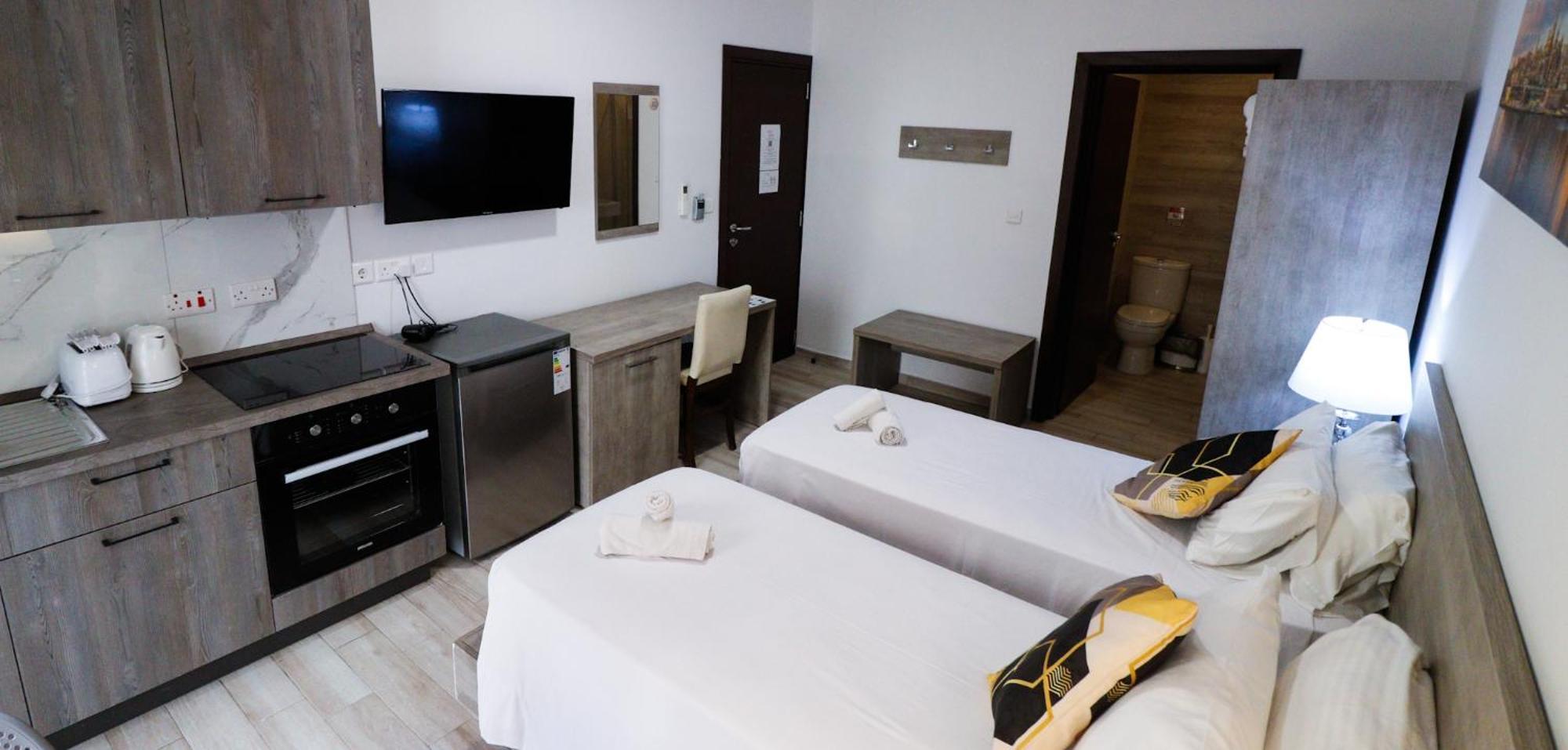 Napoli Suites Studios Aparthotel Сент Джулианс Экстерьер фото
